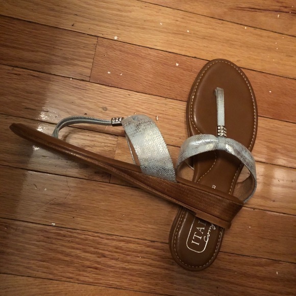 Silver wedge slipper - Picture 2 of 5